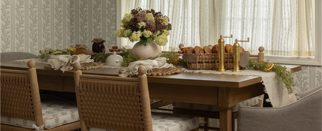 Interior Design + Décor